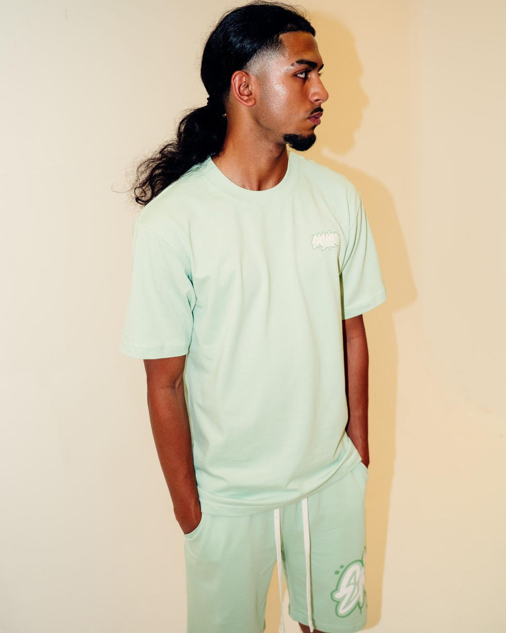 CATALYST T-SHIRT & SHORTS